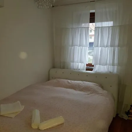 Lejlighed Apartment *